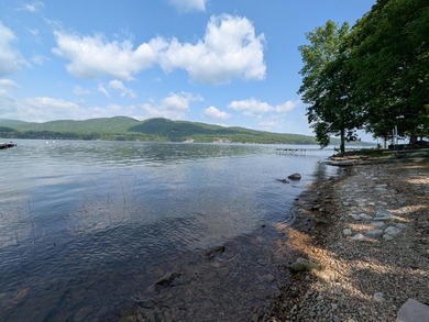 Looking for your summer getaway? This charming 3 bedroom, 1 bath - photo 36