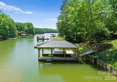 Masterfully Crafted 7,934 SF Home on 10.9 Waterfront Acres with - photo 3