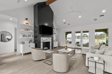 Experience luxury waterfront living in this stunning - photo 9