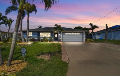 Cape Coral Lakes Area Home For Sale in Cape Coral Florida