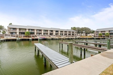 Lake Condo For Sale in Rockport, Texas