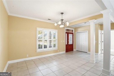 Welcome to this beautifully maintained all-brick residence - photo 4