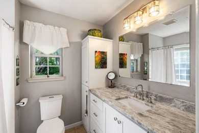 This charming brick home sits in a cul-de-sac on a quiet street - photo 16