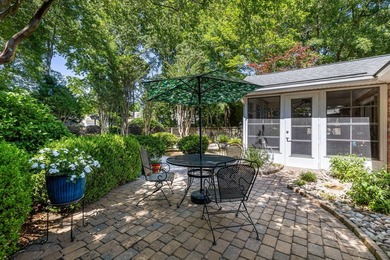 This charming brick home sits in a cul-de-sac on a quiet street - photo 18