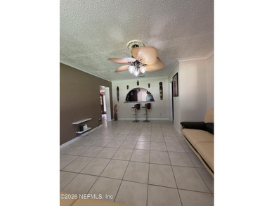 Exceptional opportunity to own a versatile 3-bedroom, 3-bath - photo 8