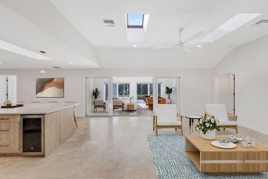 Completely rebuilt and enlarged in 2021, this exceptional modern - photo 10