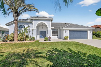 (private lake, pond, coastal) Home For Sale in Lake Worth Florida