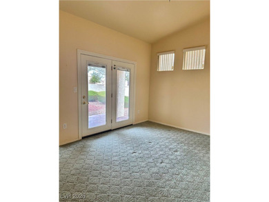 Single story townhouse in Sun City Summerlin.ING