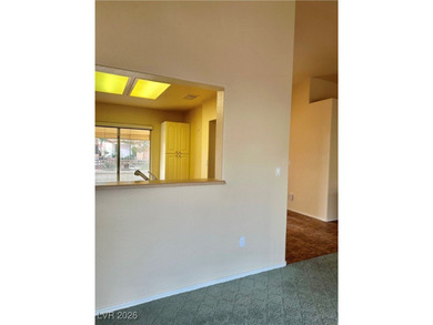 Single story townhouse in Sun City Summerlin.ING