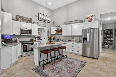 Welcome to this stunning 4 bedroom, 3 bathroom barndominium - photo 8