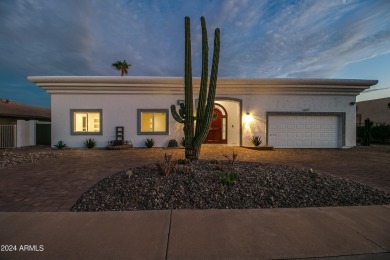 Lake Home For Sale in Sun City, Arizona