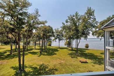 Lake Home For Sale in Summerton, South Carolina