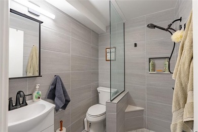 Nestled at the 8 MM in Buck Creek Cove, this lakefront retreat - photo 14