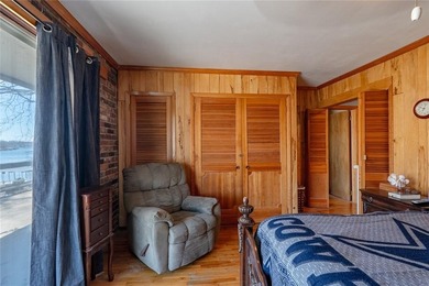 Nestled at the 8 MM in Buck Creek Cove, this lakefront retreat - photo 16