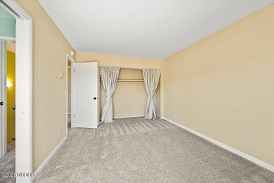 Discover comfortable living and excellent potential in the - photo 18