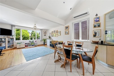 WELCOME TO THIS BRIGHT AND MOVE-IN READY 4 BEDROOM, 2 BATHROOM - photo 22