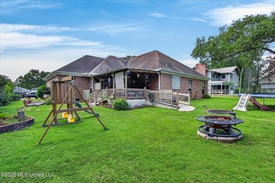 Meticulously maintained 3 bedroom 2 bath home featuring over - photo 28