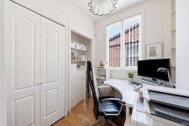 WELCOME TO THIS BRIGHT AND MOVE-IN READY 4 BEDROOM, 2 BATHROOM - photo 28