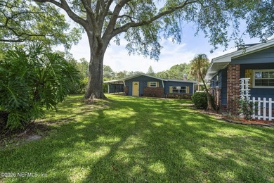COMPOUND! Hard-to-find acreage property in the heart of - photo 8