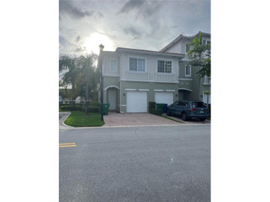 (private lake, pond, creek) Condo For Sale in Miramar Florida