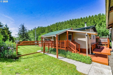 Lake Home For Sale in Clatskanie, Oregon