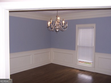 Need some room this is it !!! 5 Bdrm 3 Bth all Brick home. Huge - photo 14