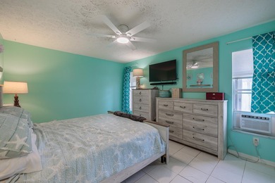 Welcome to this charming 2-bedroom, 2-bath pool home in the - photo 14