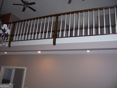 Need some room this is it !!! 5 Bdrm 3 Bth all Brick home. Huge - photo 16