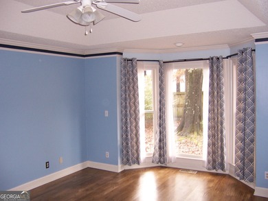Need some room this is it !!! 5 Bdrm 3 Bth all Brick home. Huge - photo 18