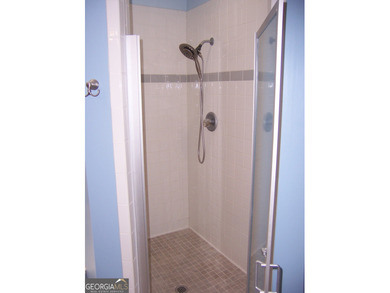 Need some room this is it !!! 5 Bdrm 3 Bth all Brick home. Huge - photo 20