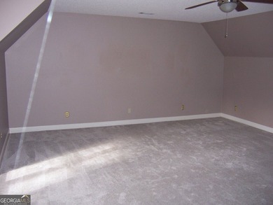 Need some room this is it !!! 5 Bdrm 3 Bth all Brick home. Huge - photo 25