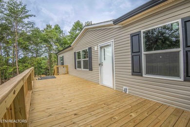 Brand-New Lake Living Awaits! Experience the perfect blend of - photo 2
