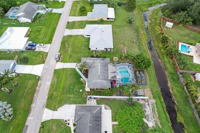 Welcome to this charming 2-bedroom, 2-bath pool home in the - photo 33