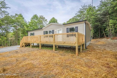 Brand-New Lake Living Awaits! Experience the perfect blend of - photo 4
