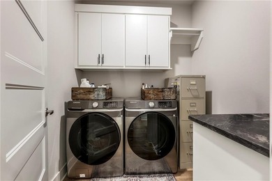 Talk about exciting price per foot! Open house 7/19! Modern - photo 36