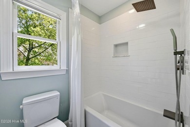 Outstanding curb appeal in this meticulously kept and upgraded - photo 43