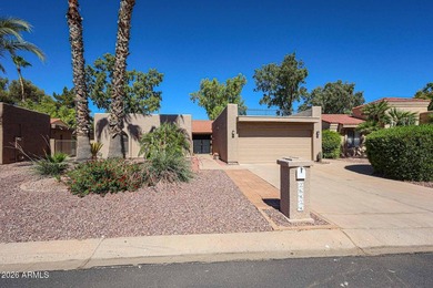 Beautifully updated Alameda Model with an Amazing Lake View. 3 - photo 3