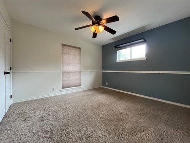 So much to like about this home! Great curb appeal with majestic - photo 23