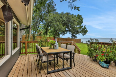 Updated Waterfront Dream Home in Gated Community - photo 20