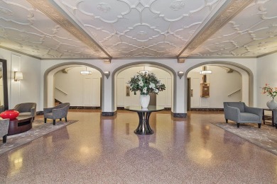 333 East 53rd Street 7C