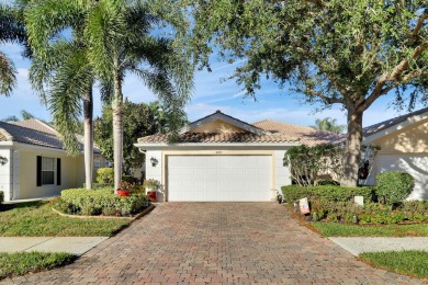 Lake Home For Sale in Palm Beach Gardens, Florida