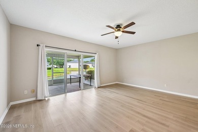 Welcome to this beautiful townhome offering 3 spacious bedrooms - photo 6