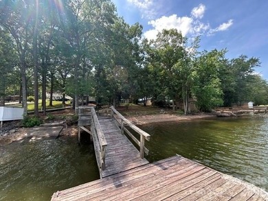 Enjoy lake living in this 2 bed, 2 bath home on beautiful High - photo 12