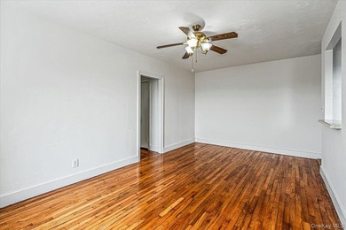 Facing West with a Skyline View, this Unit is Full of Natural - photo 12