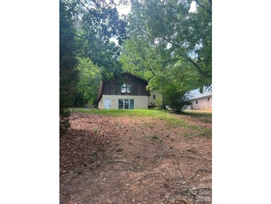 Enjoy lake living in this 2 bed, 2 bath home on beautiful High - photo 14