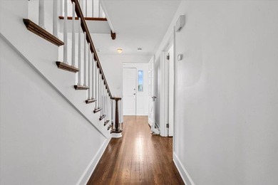 Discover this elegant Water Mill summer retreat, perfectly - photo 18