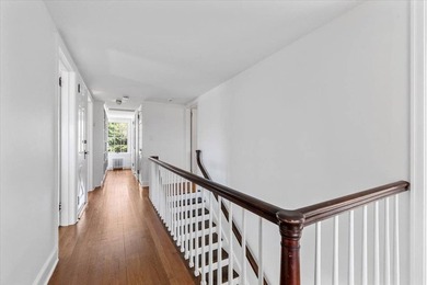 Discover this elegant Water Mill summer retreat, perfectly - photo 22