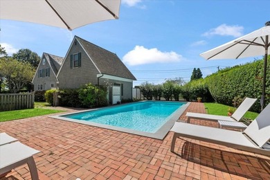 Discover this elegant Water Mill summer retreat, perfectly - photo 33