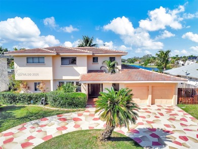 (private lake, pond, coastal) Home For Sale in Pembroke Pines Florida