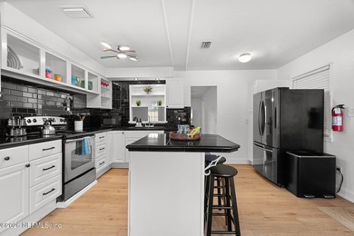Welcome to the ultimate St. Augustine lifestyle! Tucked into 1 - photo 4
